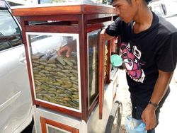 5 Jajanan Jadul Ini Dulu Sering Lewat Depan Rumah, Ada Bajigur hingga Grontol