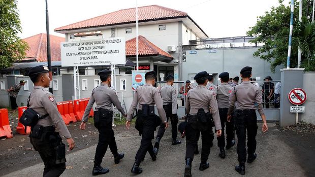 Lapas Nusakambangan, 28 Juli 2016.