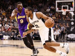 Spurs Hajar Lakers 134-94