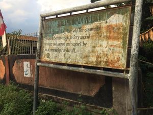 Potret Desa Adat Karang Bayan di Lombok yang Kini Mati Suri