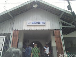 Akan Dilintasi KRL, Begini Kesiapan Stasiun Rangkasbitung
