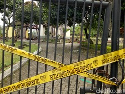 Markas GMBI di Bogor yang Dibakar Digaris Polisi