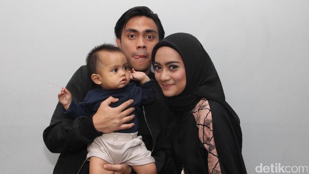 Ayudia dan Ditto