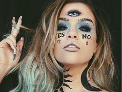 MAC Cosmetics Gandeng 10 Beauty Influencer untuk Ciptakan Lipstik