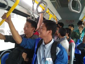 Anak Muda Bicara TransJakarta: Murah dan Nggak Mikirin Isi Bensin