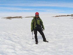 Cerita Dosen UGM yang Ikut Penelitian di Antartika