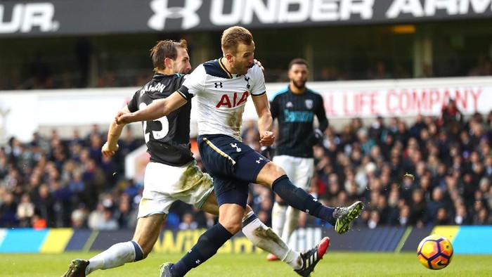 Kane Hat-trick, Spurs Lumat West Brom 4-0