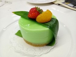 Ini Rahasia Bikin Mousse Pandan Tanpa Gelatin yang Lembut