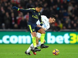 Dua Gol Bunuh Diri Warnai Kemenangan 4-0 Arsenal atas Swansea