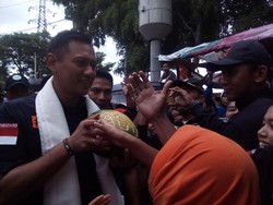 Ira Koesno Bilang Tangannya Dingin, Ini Kata Agus Yudhoyono