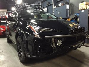 Gahar, Sedan Prius Jadi Crossover Gahar, Sedan Prius Jadi Crossover