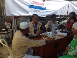 Datangi Acara Berobat Gratis di Tambora, Djarot Disambut Meriah