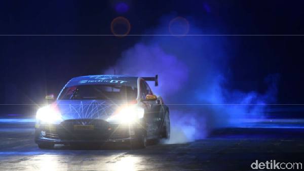 Mobil Listrik Balap GT