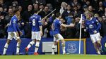 Everton Bungkam City 4-0
