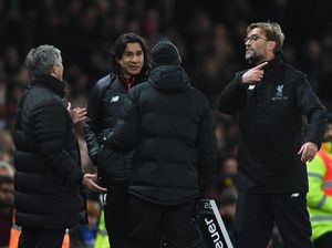 Tentang Adu Mulut Mourinho-Klopp di Pinggir Lapangan