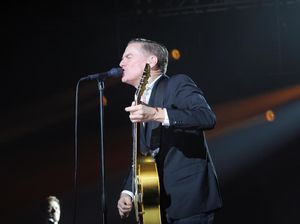 Heaven yang Getarkan Panggung Hingga Hangatnya You Belong to Me