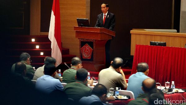 Presiden Jokowi Hadiri Rapim TNI