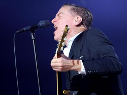 Lirik dan Chord Gitar Lagu Heaven dari Bryan Adams