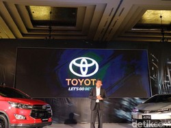 Toyota Luncurkan 2 Mobil Sekaligus, Venturer dan Corolla