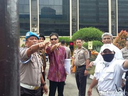 Munarman dan Perwakilan FPI Diterima di Gedung Baharkam Polri