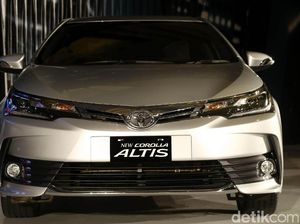 Bukti Toyota Corolla Altis Aman untuk Dikendarai