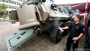 Melihat Dari Dekat Panser Anoa Amphibi