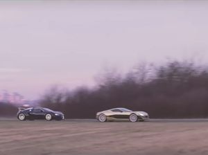 Pertarungan Epik Mobil Super Listrik Versus Bugatti Veyron