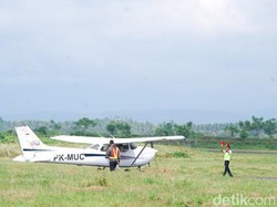 Seperti Ini Pesawat Latih yang Terbakar di Bandara Blimbingsari