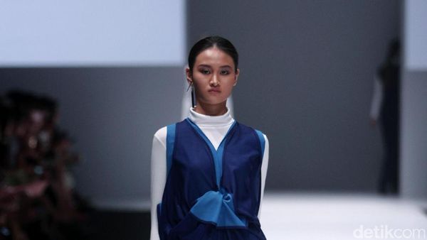 Foto: Koleksi Jeffry Tan di Jakarta Fashion Week 2017