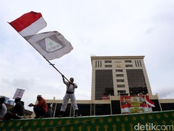 Akun Rizieq dan FPI Di-suspend Twitter, Polri: Tak Ada Permintaan