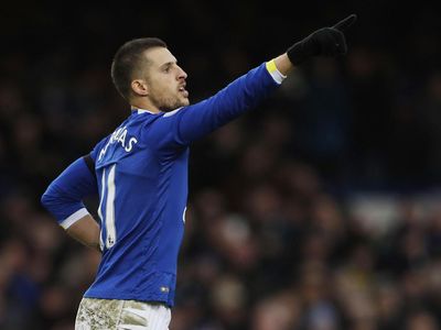 Everton Bungkam City 4-0