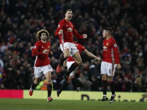 Umpan-umpan Panjang yang Menyelamatkan Wajah MU di Old Trafford