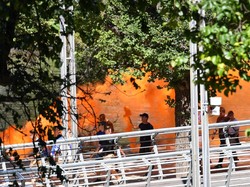 Gara-Gara Nyalakan Flare, Suporter Ini Dilarang Masuk Melbourne Park