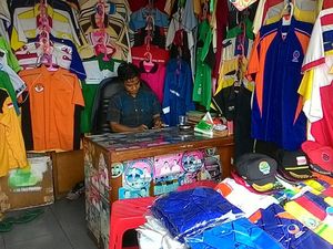 Order Atribut Pilkada Sepi, Pengusaha Konveksi Jemput Bola ke Daerah