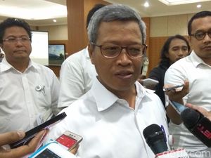 Kalau Komite Sekolah Kedapatan Pungut Murid, Laporkan ke Sini!