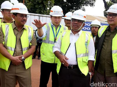 Plt Gubernur DKI Tinjau Pembangunan Velodrome Rawamangun