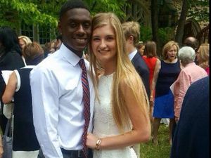 Cinta Tak Direstui Ortu, Wanita Ini Dapat Sumbangan Rp 186 Juta