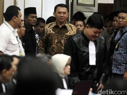 Pengacara Yakin Kesaksian Lurah Kepulauan Seribu Untungkan Ahok