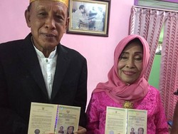 Viral, Wanita di NTB Ini Menikah Pertama Kali di Usia 71 Tahun