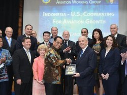 Dikunjungi Dubes AS, Menhub Bahas Garuda yang Buka Rute ke LA