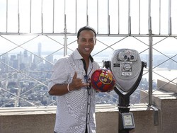 Ronaldinho Mau Main Bola Lagi