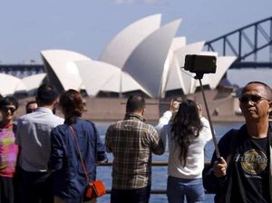 Turis China & Rekor Dunia yang Dipecahkannya