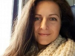 Dianggap Menyebalkan, Traveler Wanita Ini Ditolak Bikin Paspor Swiss