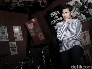 Masa Kecil Arifin Putra yang Pemalu dan Tumbuh di Keluarga Multikultural