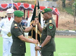 Rotasi 56 Pati TNI, Mayjen Joppye Onesimus Jadi Pangdam Cenderawasih Rotasi 56 Pati TNI, Mayjen Joppye Onesimus Jadi Pangdam Cenderawasih