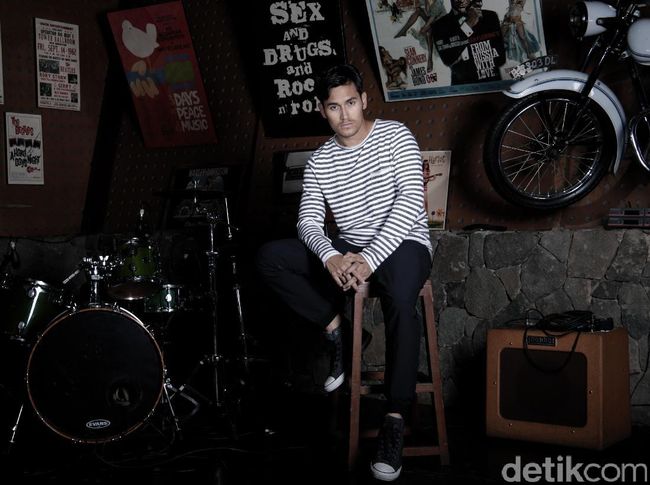 Biasa Stripping, Arifin Putra Mudah Improvisasi dalam 