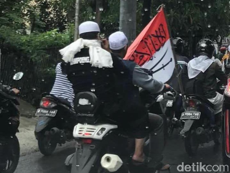 Soal Bendera RI Bertuliskan Arab, Kapolri: Itu Dilarang