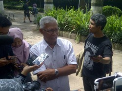 Bonbin Bandung: Beruang Sehat, Kurus Bukan Berarti Sakit