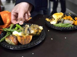 Buka 24 Jam, Resto di Universitas Amerika Ini Sajikan Makanan Halal