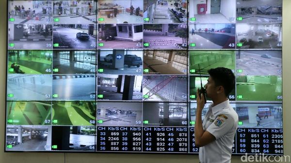 Puluhan CCTV Pantau Terminal Pulogebang
